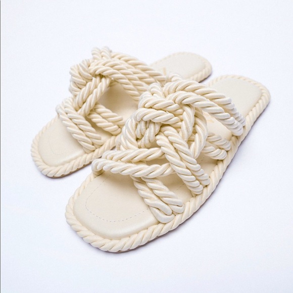 Zara Shoes - ZARA Low Heel Knotted Sandals Off White Slides